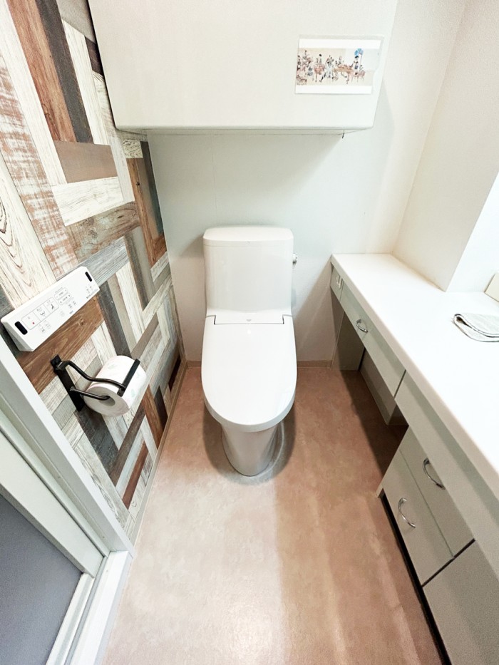 使いやすいフチレス形状とサッとひと拭きの便器でお掃除ラクラク 新宿区H様邸 使いやすいフチレス形状とサッとひと拭きの便器でお掃除ラクラク 新宿区H様邸